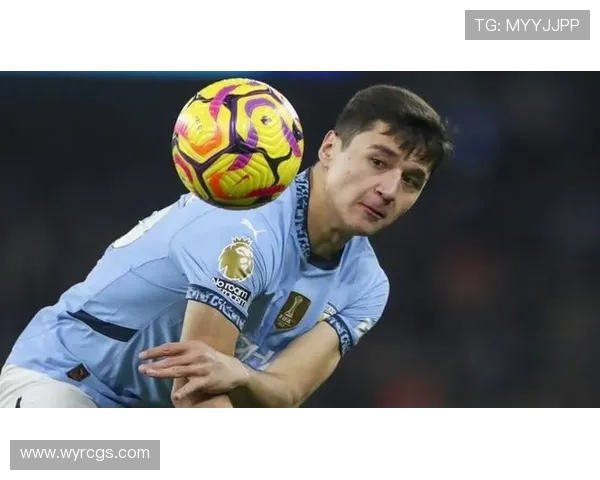 曼城因胡桑诺夫出色表现推迟引进右后卫计划